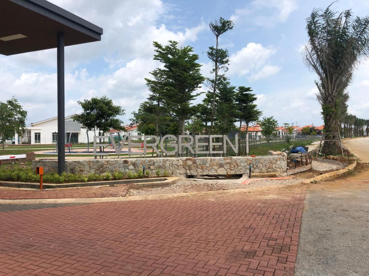 Evergreen 1 Homestay Kuantan Kültér fotó